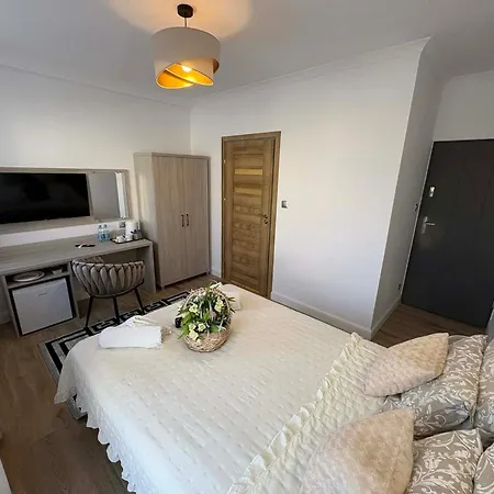 Bed & Breakfast Villa Solaris Ustka - Pensjonat Z 2026R,Rowery Gratis, Wypoczynek Tylko Dla Doroslych ! 3*