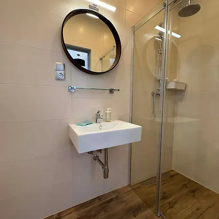 Villa Solaris Ustka - Pensjonat Z 2026R,Rowery Gratis, Wypoczynek Tylko Dla Doroslych ! 3*